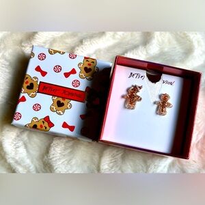 Betsey Johnson ginger man & woman earrings NWT